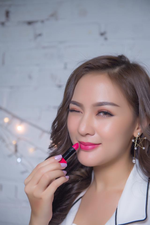 Smile25 quả cao tay khi một lần nữa đốn gục tim các cô nàng bằng son thỏi vỏ đỏ - Ảnh 15.