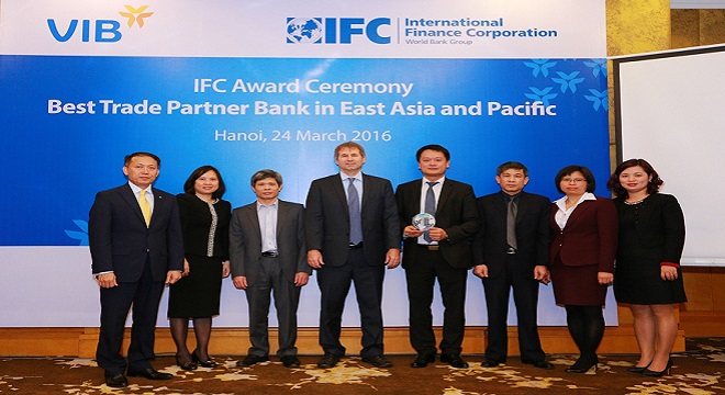 IFC trao giải thưởng NH Tài trợ Thương mại Tốt nhất khu vực Đông Á – Thái Bình Dương cho VIB