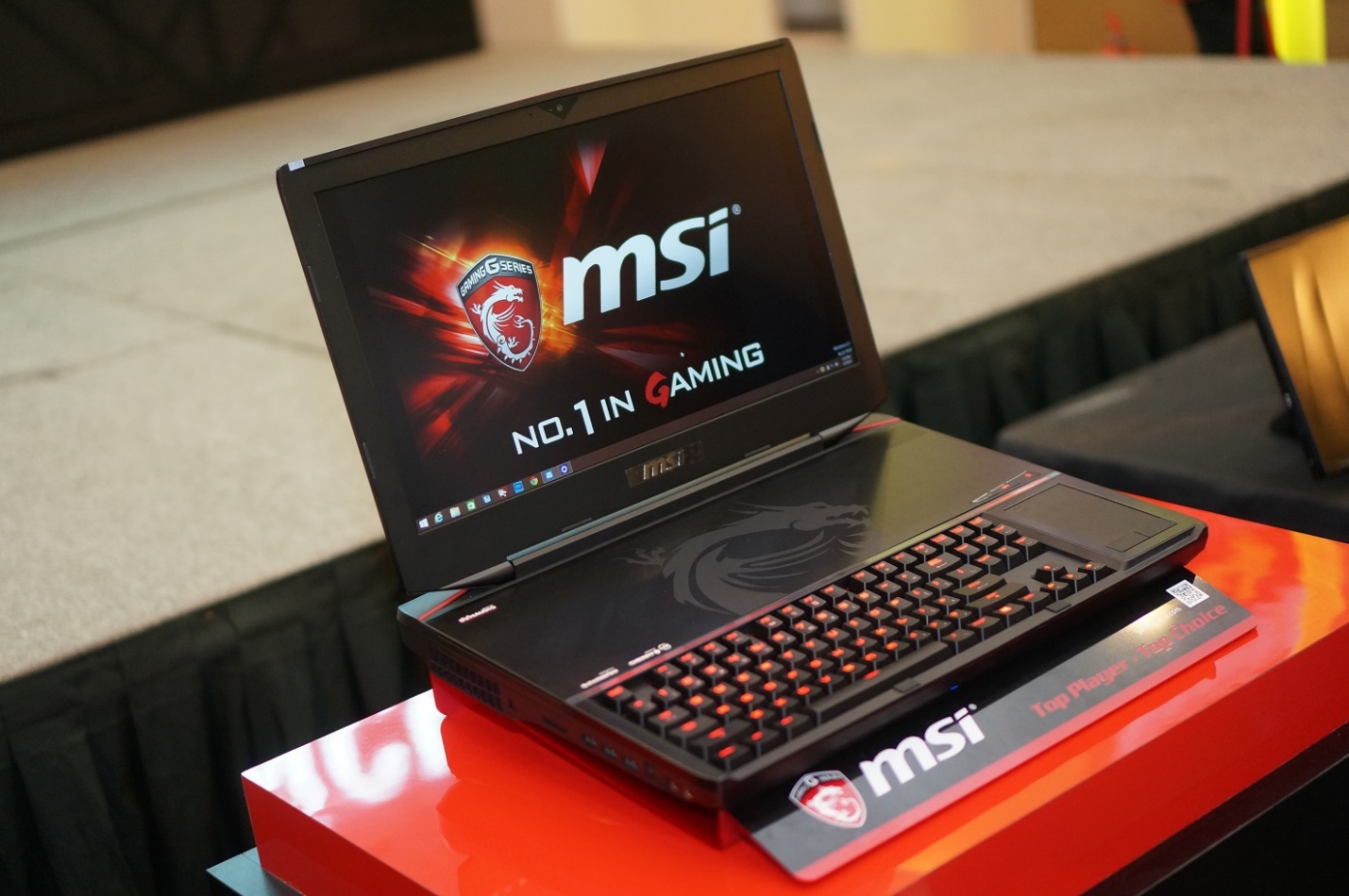 "Nội soi" những dòng laptop chơi game 2017 sở hữu cấu hình khủng nhất