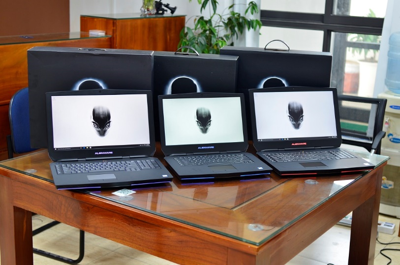 "Nội soi" những dòng laptop chơi game 2017 sở hữu cấu hình khủng nhất