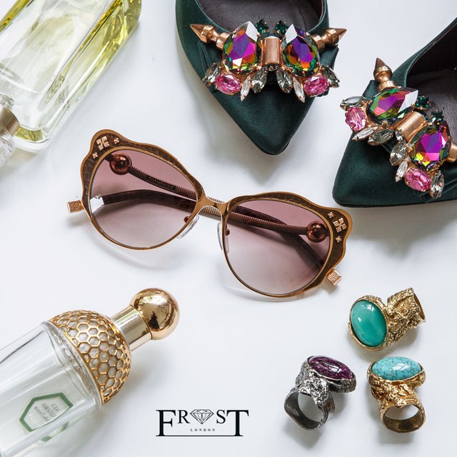 M&ugrave;a h&egrave; rực rỡ với bộ sưu tập k&iacute;nh từ thương hiệu Shamballa - Ảnh 2.