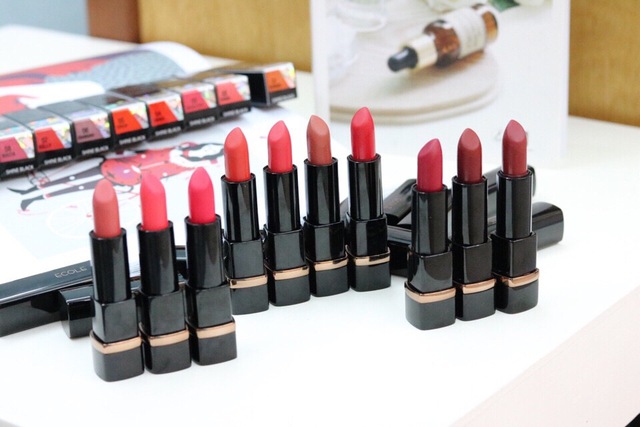 Son bom tấn h&egrave; 2016 đ&atilde; xuất hiện từ Ecole Shine Black Lipstick - Ảnh 3.
