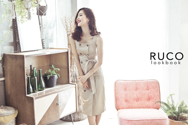 Hot item phải có trong hè: áo trễ vai, váy ren và trang phục đơn sắc - Ảnh 8.