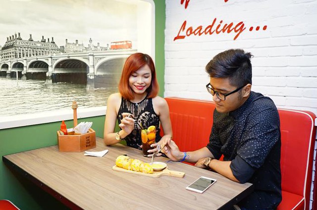 Giới trẻ S&agrave;i th&agrave;nh h&agrave;o hứng ủng hộ street food tr&ecirc;n to&agrave;n thế giới - Ảnh 5.
