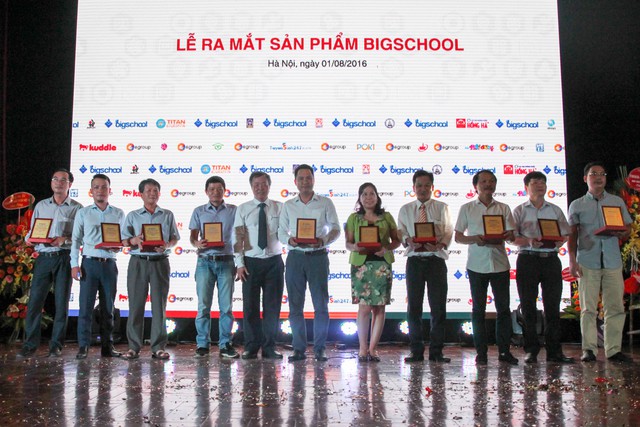 Start up &ndash; Kh&ocirc;ng chỉ c&ograve;n d&agrave;nh cho những người trẻ - Ảnh 6.