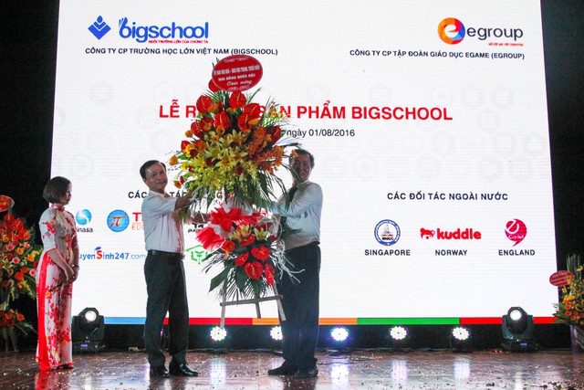 Start up &ndash; Kh&ocirc;ng chỉ c&ograve;n d&agrave;nh cho những người trẻ - Ảnh 8.