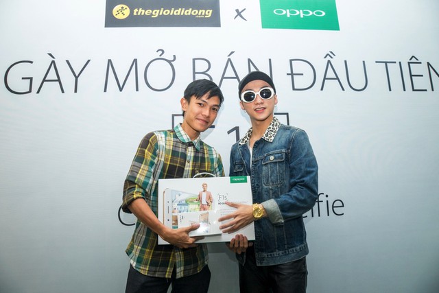 Trong ng&agrave;y mở b&aacute;n đầu ti&ecirc;n, cứ 3 gi&acirc;y c&oacute; 1 m&aacute;y OPPO F1s được b&aacute;n ra - Ảnh 8.