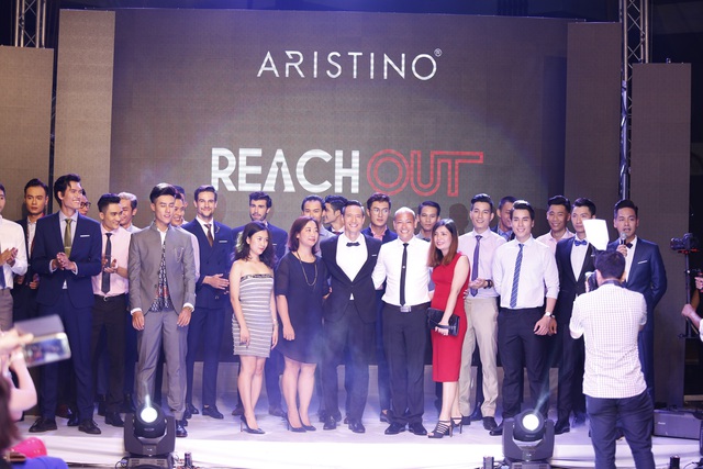 Kim L&yacute; c&ugrave;ng mẫu t&acirc;y đầy nam t&iacute;nh, cuốn h&uacute;t trong BST Reach-out - Ảnh 3.