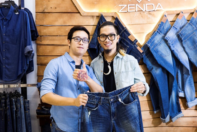 Kì lạ cửa hàng nhận sửa đồ jeans miễn phí quanh năm - Ảnh 2.