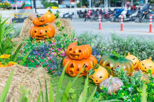 Tung ho&agrave;nh con đường Halloween đầy ấn tượng của Aeon Mall B&igrave;nh T&acirc;n - Ảnh 5.