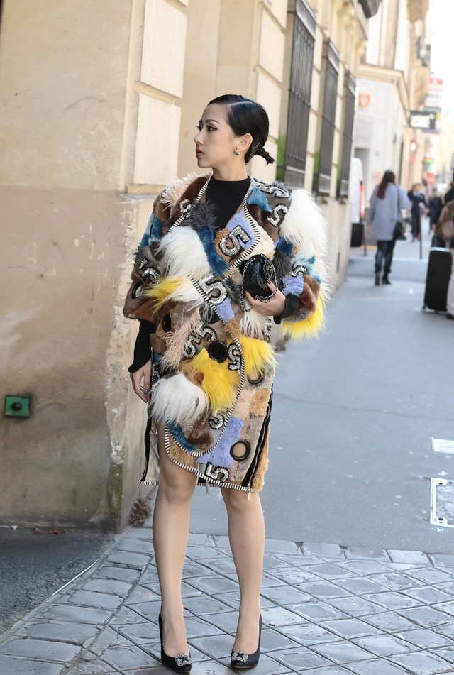 Cô gái Việt hội ngộ loạt fashionista đình đám thế giới tại Paris Fashion Week - Ảnh 8.
