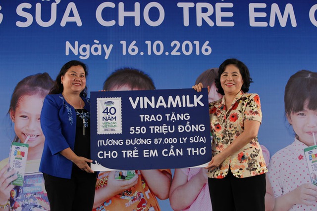 Quỹ sữa Vươn cao Việt Nam và Vinamilk trao tặng sữa cho trẻ em tại Cần Thơ - Ảnh 4.