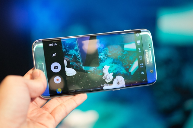Chính thức mở bán Samsung Galaxy S7 edge xanh coral từ hôm nay, nhận máy vào 12/11, giá 18,49 triệu đồng - Ảnh 3.