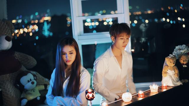 Cover hit của c&aacute;c tiền bối Beast, H&agrave;n Khởi đốn gục fan - Ảnh 8.