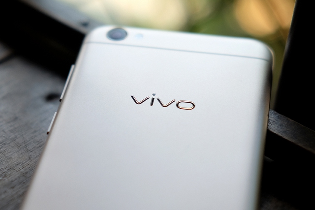 Đánh giá nhanh Vivo Y55 – Smartphone giá rẻ mới chào sân thị trường Việt Nam - Ảnh 1.