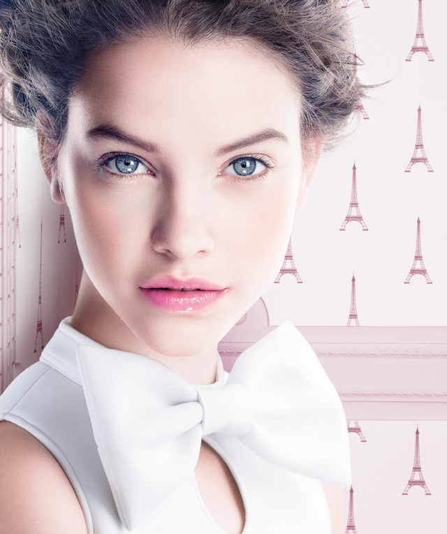 5 bước trang điểm nền si&ecirc;u mượt m&agrave; đơn giản cho c&aacute;c n&agrave;ng da dầu v&agrave; da hỗn hợp - Ảnh 1.