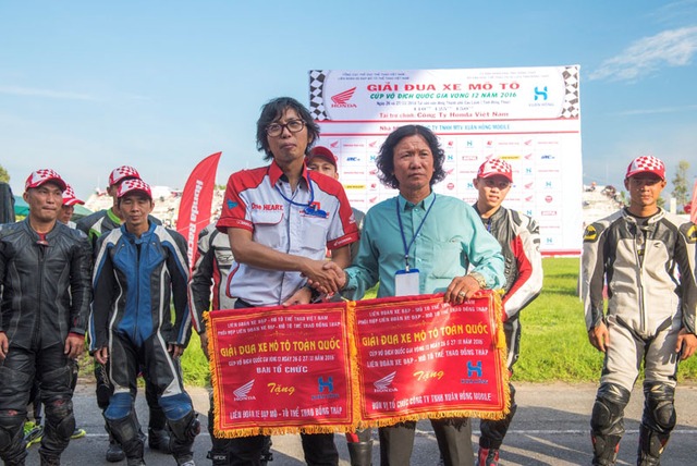 Honda Việt Nam lần đầu tiên mang giải đua xe đến với khán giả Đồng Tháp - Ảnh 4.