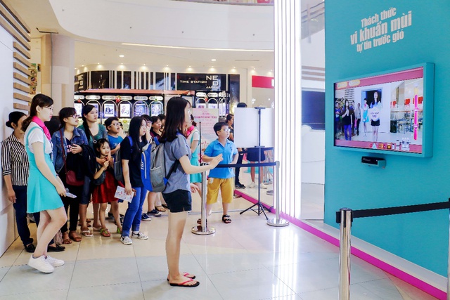 Bắt kịp tr&agrave;o lưu chụp h&igrave;nh 360 cực hot của giới trẻ S&agrave;i th&agrave;nh - Ảnh 7.