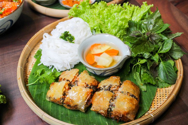 Thưởng thức Buffet Mẹt 50 món chỉ có trong mùa lễ hội cuối năm này - Ảnh 5.