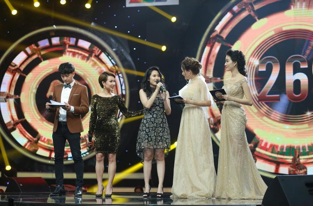 Giọng hát Yesung khiến khán giả Nhạc Hội Song Ca ngất ngây - Ảnh 7.