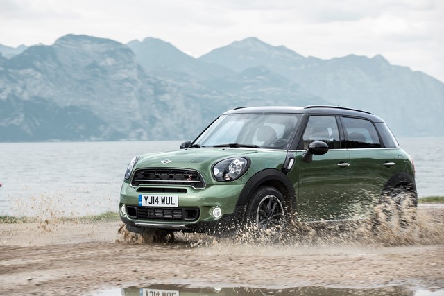 MINI Countryman &ndash; Cơn gi&oacute; lạ cho người Việt - Ảnh 5.
