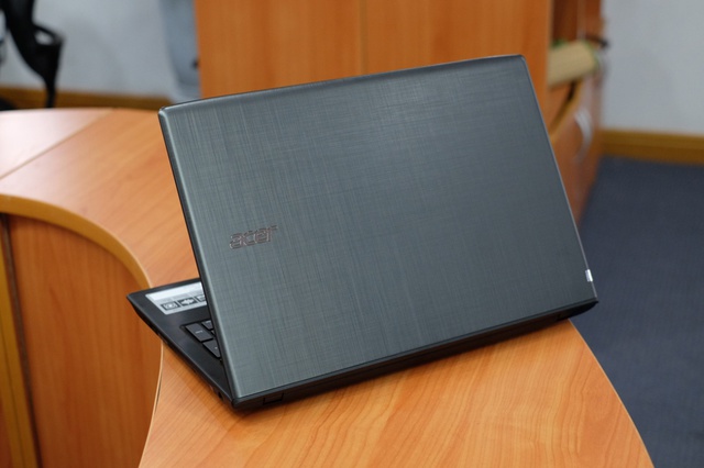Acer Aspire E5-575G-73DR: Laptop dùng chip mới nhất của Intel giá 16 triệu đồng - Ảnh 4.