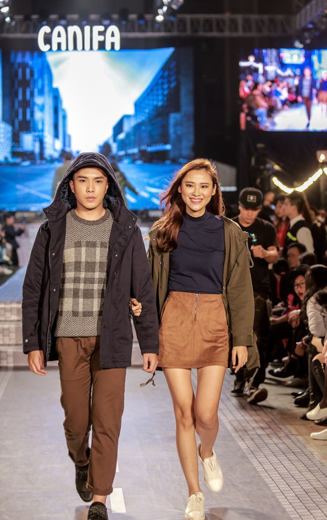 Giới trẻ H&agrave; th&agrave;nh cuồng nhiệt c&ugrave;ng CANIFA &ndash; Fashion Street in the City&rdquo; - Ảnh 2.