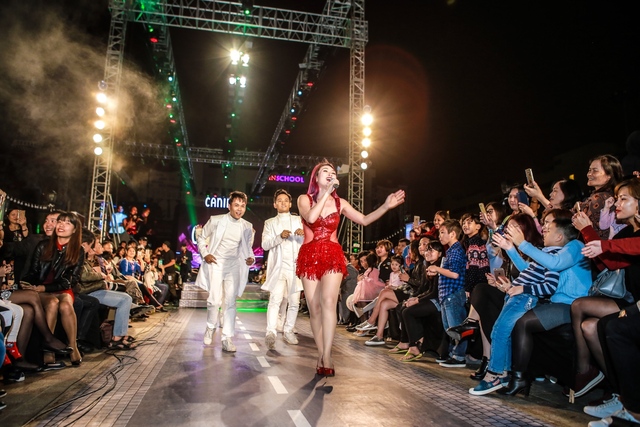Giới trẻ Hà thành cuồng nhiệt cùng CANIFA – Fashion Street in the City” - Ảnh 10.