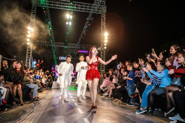 Giới trẻ H&agrave; th&agrave;nh cuồng nhiệt c&ugrave;ng CANIFA &ndash; Fashion Street in the City&rdquo; - Ảnh 10.