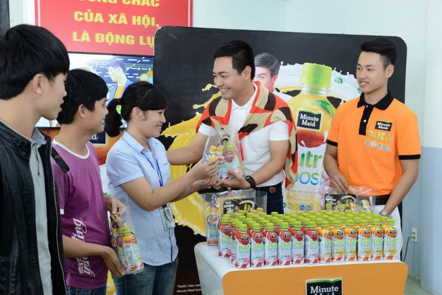 MC Phan Anh chia sẻ “bí kíp” duy trì sức bền với sữa trái cây Nutriboost - Ảnh 1.