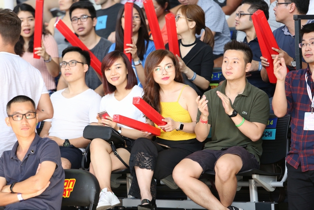 V&igrave; những khoảnh khắc b&ugrave;ng nổ tr&ecirc;n kh&aacute;n đ&agrave;i, h&atilde;y &ldquo;ch&aacute;y&rdquo; nữa đi Saigon Heat! - Ảnh 2.