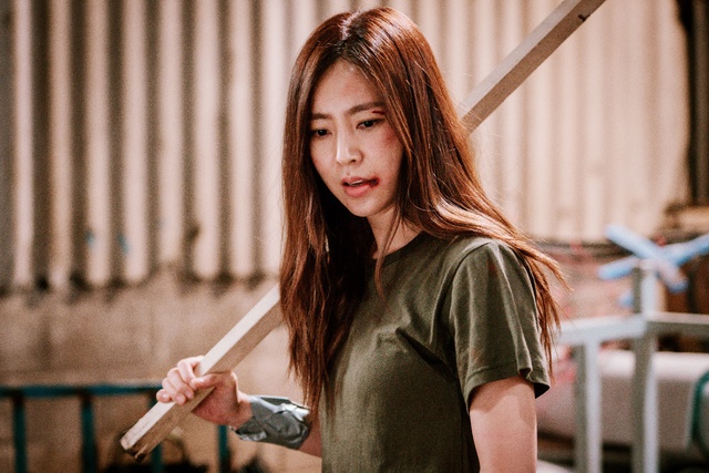 3 l&yacute; do kh&ocirc;ng thể bỏ lỡ phim Điệp vi&ecirc;n ngo&agrave;i giờ - Ảnh 4.
