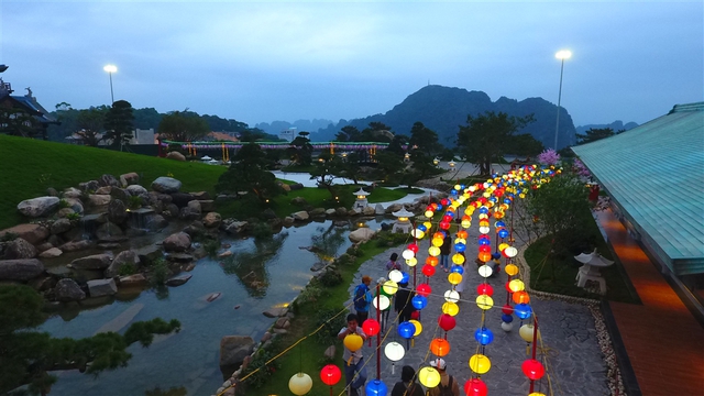 Tưng bừng Lễ hội Mặt trời mọc tại Sun World Halong Complex - Ảnh 1.