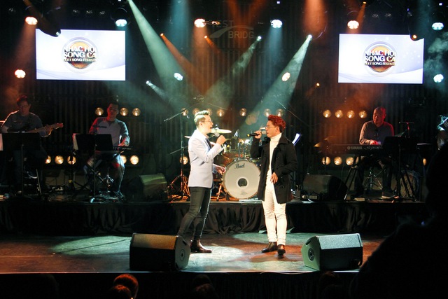 Sau hit &ldquo;Tri kỷ&rdquo;, Phan Mạnh Quỳnh tiếp tục &ldquo;đốn tim&rdquo; kh&aacute;n giả với ca kh&uacute;c &ldquo;Nước ngo&agrave;i&rdquo; tại H&agrave;n Quốc - Ảnh 6.