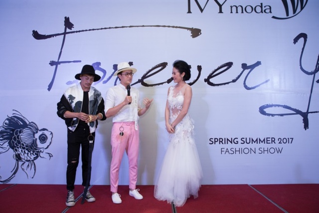 Minh Triệu, Quang Hùng làm vedette cho IVY moda SS 2017 Fashion show - Ảnh 10.