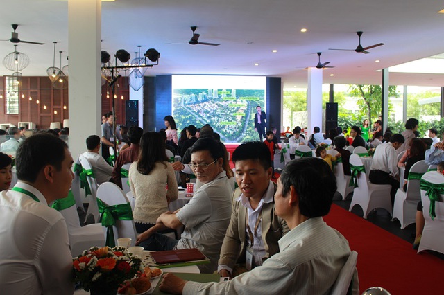Khách hàng rất ấn tượng với mô hình căn hộ 2 +1 The TWO Residence.