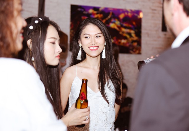 Ngọc Thanh T&acirc;m g&acirc;y ấn tượng với vai tr&ograve; MC tiếng Anh tr&ecirc;n truyền h&igrave;nh - Ảnh 6.