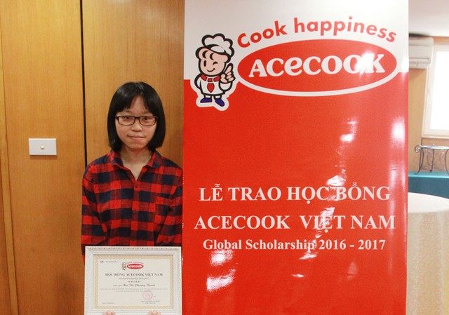 Những gương mặt sinh vi&ecirc;n ti&ecirc;u biểu nhận học bổng Acecook Việt Nam - Ảnh 3.