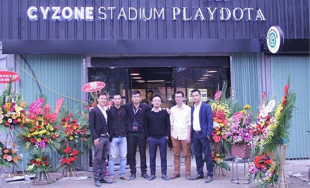 Playdota Stadium – 76 Đặng Văn Ngữ, Đống Đa