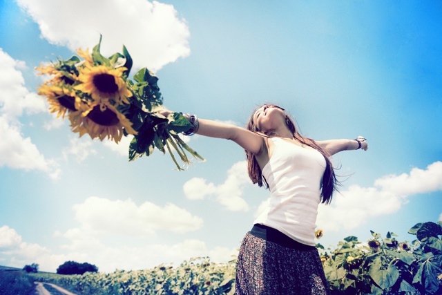 Người trẻ v&agrave; những lựa chọn quan trọng của cuộc đời - Ảnh 1.