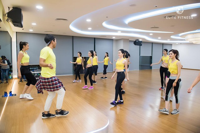 Th&iacute; sinh hoa hậu Việt Nam nỗ lực tập gym giữ d&aacute;ng - Ảnh 2.