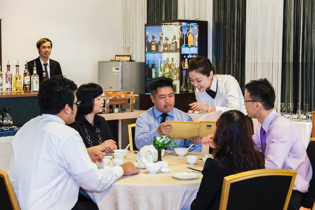 5 l&yacute; do tại sao NIM Singapore l&agrave; nơi học quản l&yacute; du lịch v&agrave; kh&aacute;ch sạn ho&agrave;n hảo - Ảnh 2.