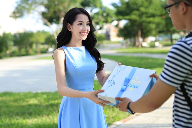Chi Pu l&agrave;m việc xuy&ecirc;n m&agrave;n đ&ecirc;m để ho&agrave;n th&agrave;nh MV &ldquo;Ng&agrave;y bồng bềnh&rdquo; - Ảnh 2.