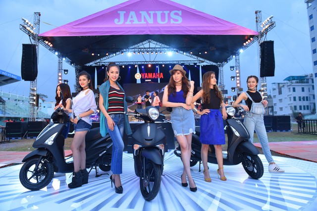 Sơn T&ugrave;ng M-TP khuấy đảo giới trẻ H&agrave; Nội trong ng&agrave;y hội Janus - Ảnh 1.