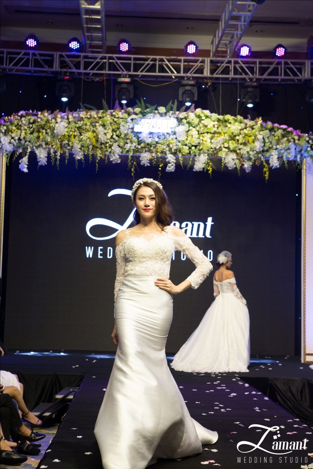 Hồ Ngọc Hà cùng team The Face hoá thân cô dâu lộng lẫy trong BST váy cưới 2016 - Ảnh 5.