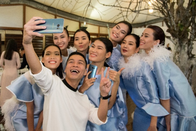 Adrian Anh Tuấn chinh phục giới mộ điệu Hà Nội với BST lấy cảm hứng từ công nghệ - Ảnh 3.