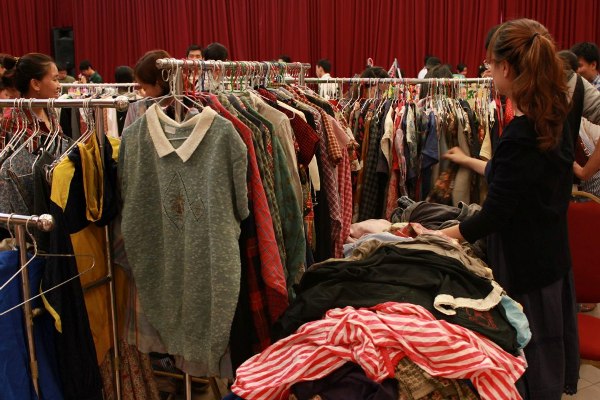 Đi chợ Sale - Gom h&agrave;ng Độc 6