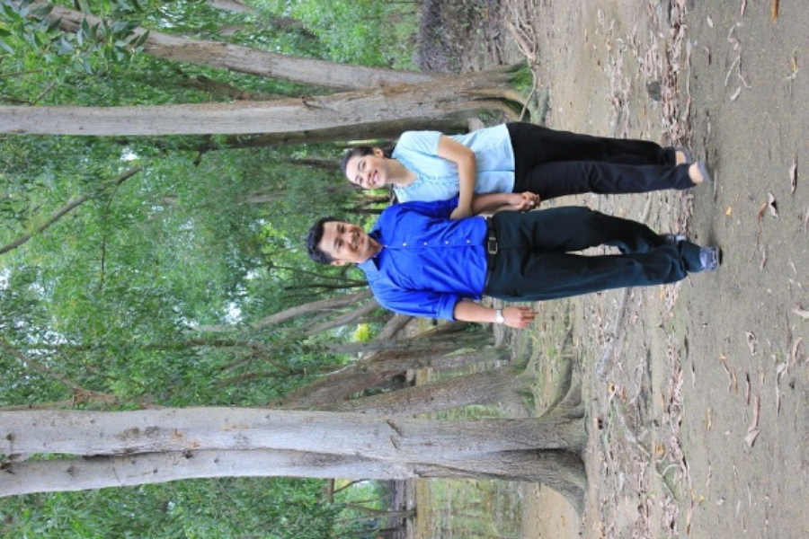 L&yacute; H&ugrave;ng bỏ vợ gi&agrave;u về qu&ecirc; cắm c&acirc;u 7