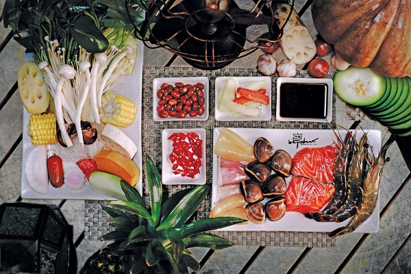 Lẩu Sỹ Phú  “Chiều Chuộng” từng cá tính ẩm thực 2