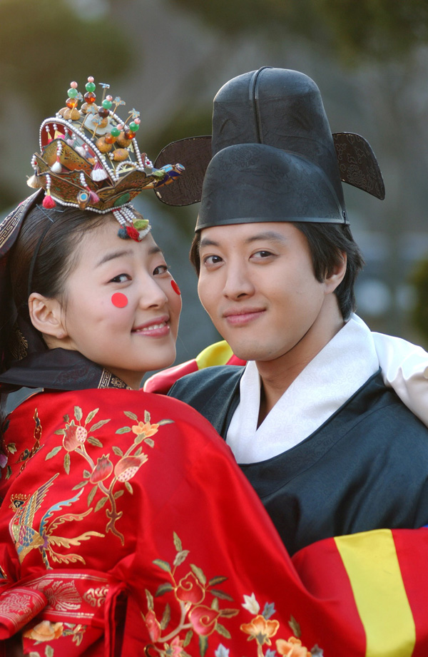 “Cô dâu nhỏ xinh” Han Ji Hye 10